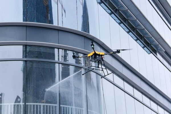 Drone window cleaning in Hawthorne